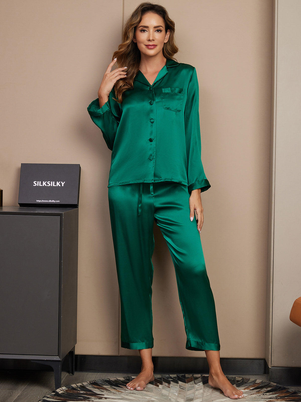 Pijama de seda pura con botones para mujer