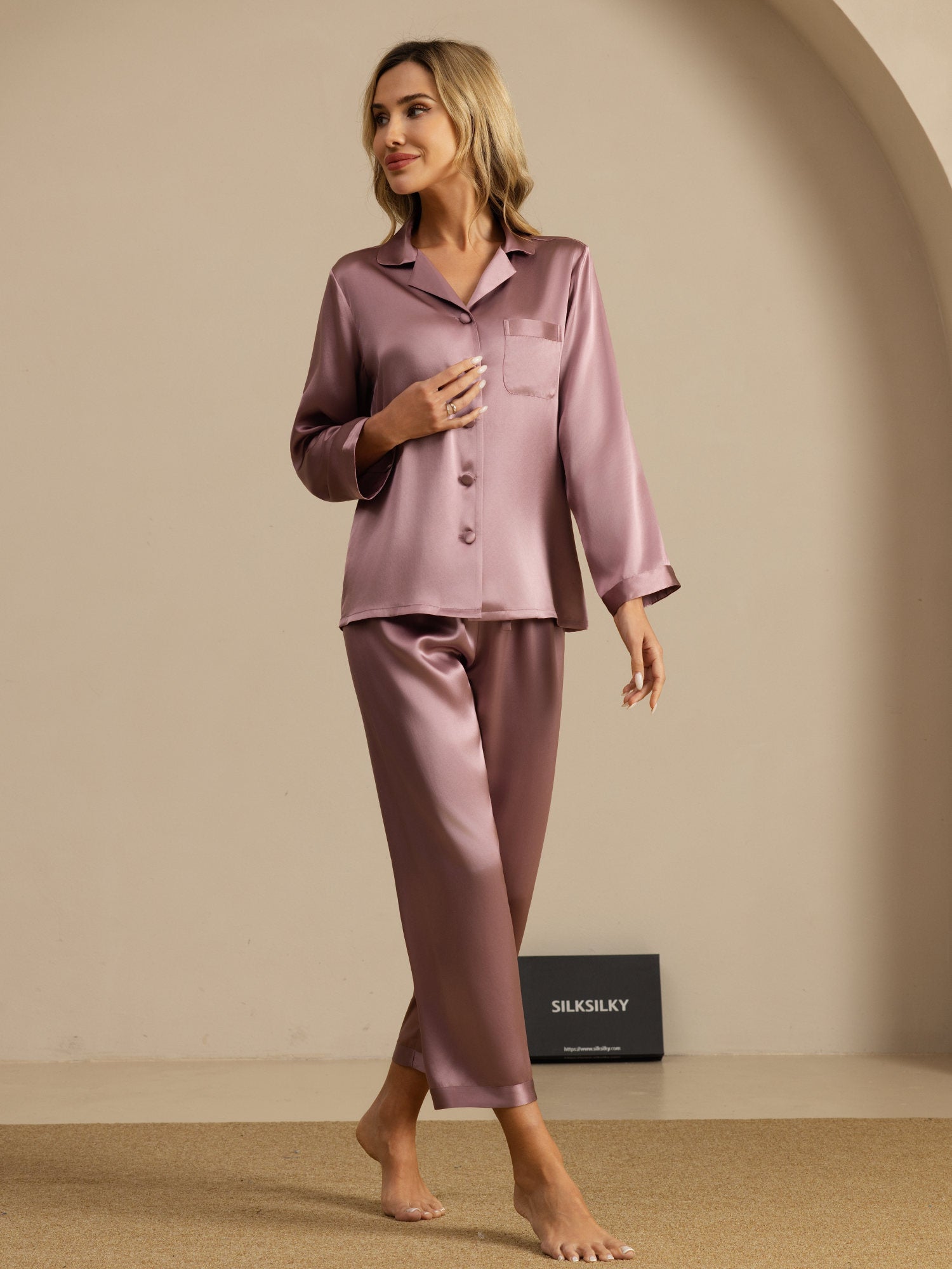 Pijama de seda pura con botones para mujer