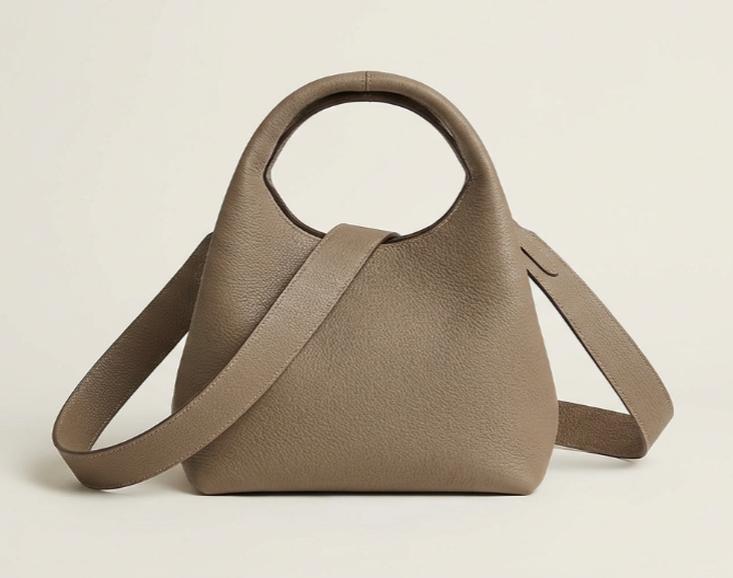 Ana-bolso de cuero con correa